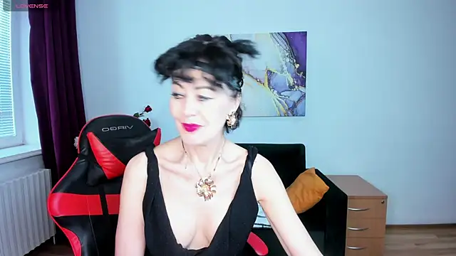Silvia Wallec online show from May 2026 05:32:02 AM