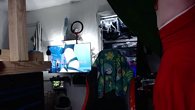 famousALYX online show from February 2026 09:31:02 AM