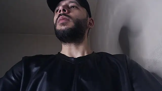 henryaxe online show from June 2026 11:04:01 AM