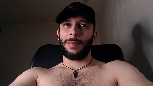 Snapshot of henryaxe chatting on December 2025 02:23:02 AM henryaxe online show from December 2025 02:23:02 AM