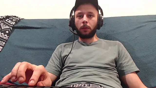 henryaxe online show from March 2025 07:39:01 PM