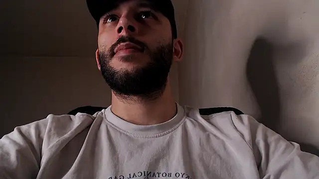 henryaxe online show from April 2026 11:50:01 AM