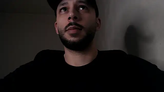 henryaxe online show from April 2026 12:32:02 PM