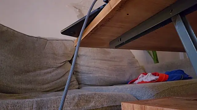 phranof  online show from April 2026 12:09:01 PM