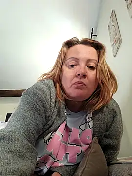 lady charlyne online show from November 2025 09:24:02 AM