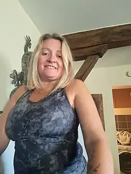 lady charlyne online show from February 2025 08:56:02 AM