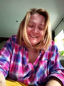 lady charlyne online show from November 2025 09:10:01 AM