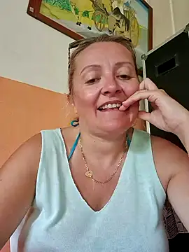 lady charlyne online show from February 2025 05:24:02 PM