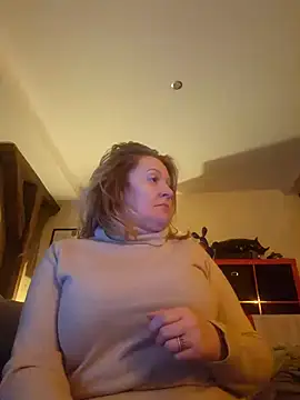 lady charlyne online show from December 2025 06:53:01 PM