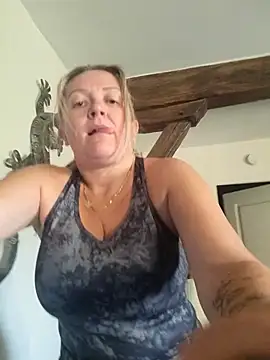 lady charlyne online show from February 2025 09:33:02 AM