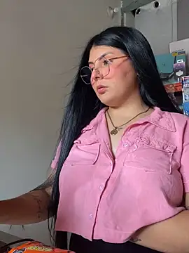 bella isabela online show from September 2025 08:42:01 PM