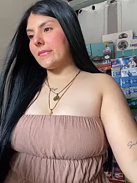 bella isabela online show from October 2025 01:47:02 PM