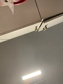 bella isabela online show from February 2025 02:27:02 PM