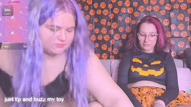 Freakcute  online show from October 2025 07:02:01 PM