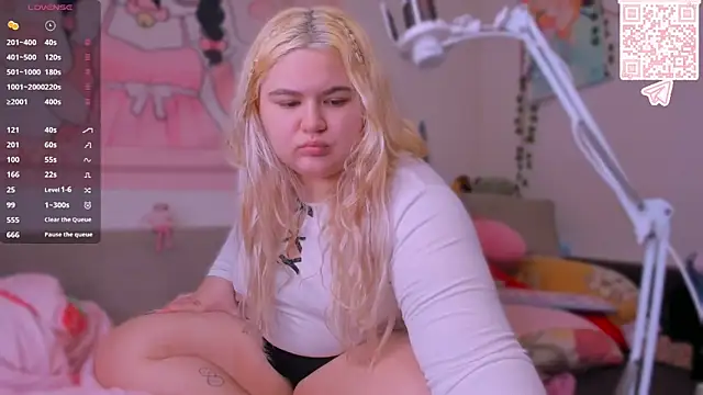 Freakcute  online show from February 2026 04:34:02 PM