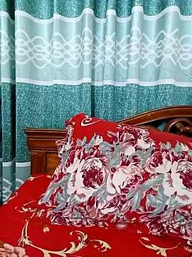 Snapshot of Priya_Boudi chatting on February 2025 05:39:02 PM Priya Boudi online show from February 2025 05:39:02 PM