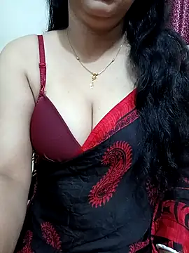 Snapshot of Priya_Boudi chatting on September 2025 06:34:01 PM Priya Boudi online show from September 2025 06:34:01 PM