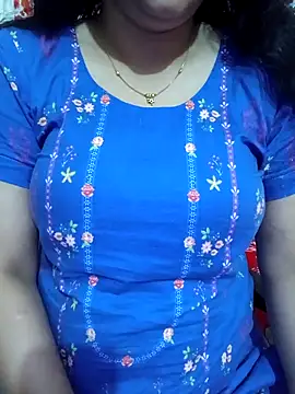 Priya Boudi online show from November 2025 06:34:02 PM