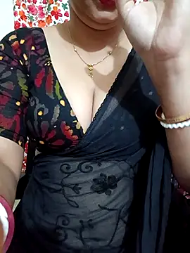 Priya Boudi online show from November 2025 06:45:02 PM