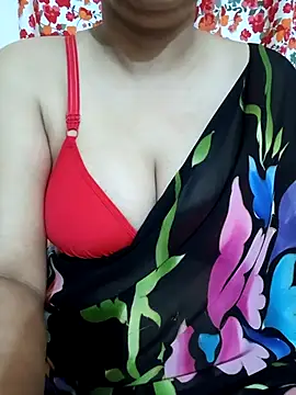 Priya Boudi online show from April 2026 06:03:02 PM