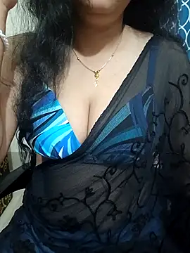 Snapshot of Priya_Boudi chatting on September 2025 06:15:02 PM Priya Boudi online show from September 2025 06:15:02 PM