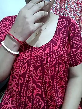 Snapshot of Priya_Boudi chatting on October 2025 06:16:01 PM Priya Boudi online show from October 2025 06:16:01 PM
