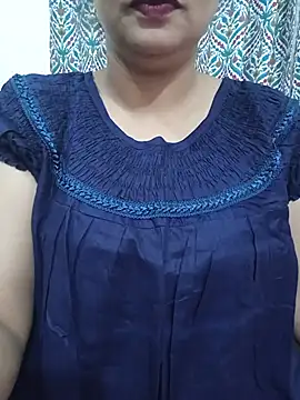 Snapshot of Priya_Boudi chatting on July 2026 05:48:02 PM Priya Boudi online show from July 2026 05:48:02 PM