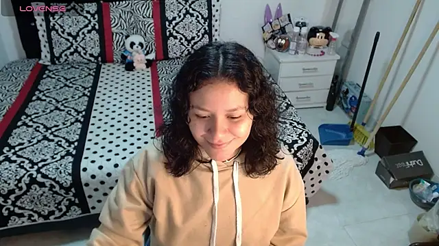 Snapshot of soniafuckboobs chatting on March 2026 12:33:02 PM soniafuckboobs online show from March 2026 12:33:02 PM