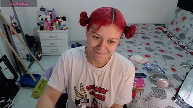 Snapshot of soniafuckboobs chatting on May 2026 12:23:02 PM soniafuckboobs online show from May 2026 12:23:02 PM