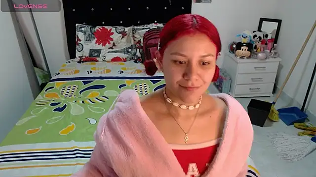 Snapshot of soniafuckboobs chatting on April 2026 12:18:02 PM soniafuckboobs online show from April 2026 12:18:02 PM