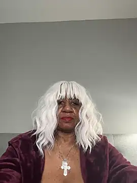 Snapshot of BreanaDivine chatting on February 2025 10:09:02 PM BreanaDivine online show from February 2025 10:09:02 PM