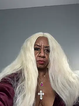 Snapshot of BreanaDivine chatting on February 2025 05:42:01 PM BreanaDivine online show from February 2025 05:42:01 PM