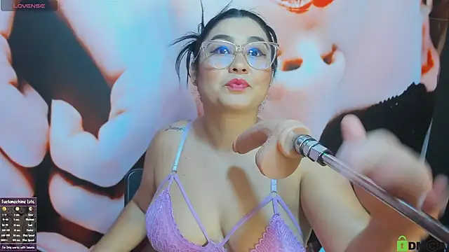 Snapshot of amalla_ chatting on March 2025 08:43:01 PM amalla online show from March 2025 08:43:01 PM