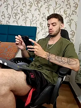 Michael magno online show from April 2026 01:13:02 AM