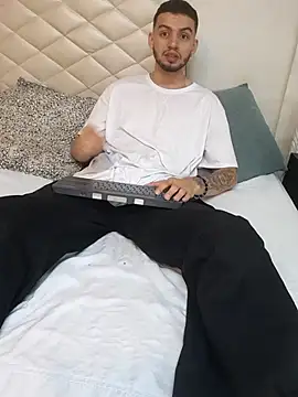 Michael magno online show from February 2026 10:55:02 PM