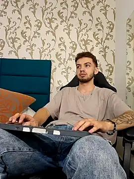 Michael magno online show from April 2026 03:35:01 AM