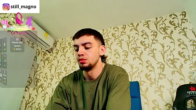 Michael magno online show from December 2025 12:32:02 PM