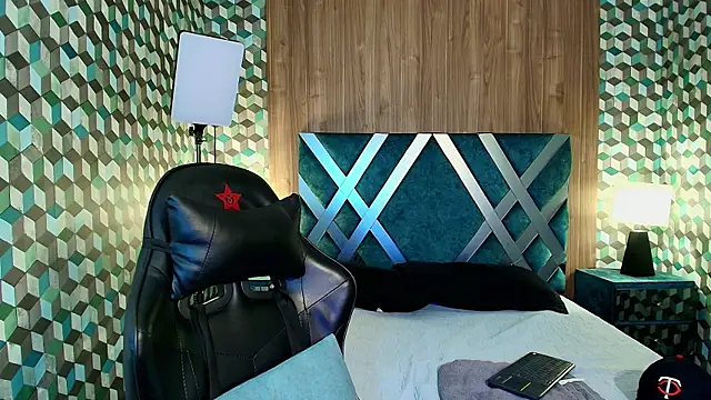 Michael magno online show from November 2025 03:05:02 PM