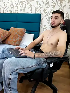 Michael magno online show from February 2026 07:13:01 PM