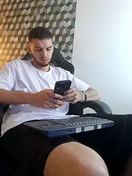 Michael magno online show from February 2026 01:08:02 AM