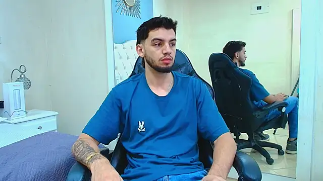 Michael magno online show from November 2025 10:13:02 PM