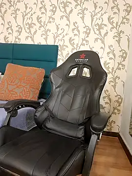 Michael magno online show from February 2026 11:32:01 AM