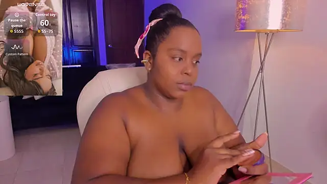 Snapshot of Rebeka_spencer chatting on April 2026 10:55:01 AM Rebeka spencer online show from April 2026 10:55:01 AM