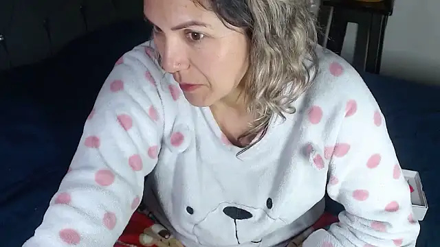 Snapshot of Chantal_hott chatting on June 2026 02:50:01 AM Chantal hott online show from June 2026 02:50:01 AM
