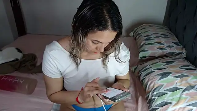 Chantal hott online show from April 2026 09:11:02 PM