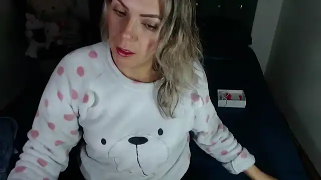 Chantal hott online show from March 2026 07:41:01 PM