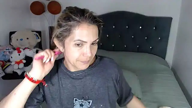 Chantal hott online show from February 2026 04:39:02 PM