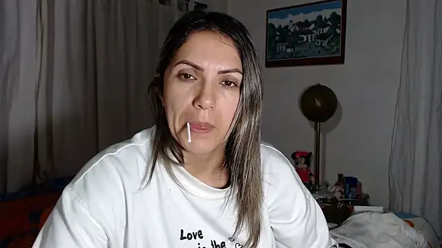 Chantal hott online show from November 2025 01:27:02 AM