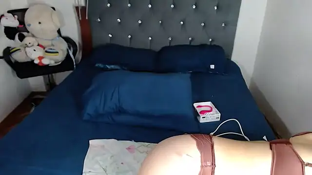 Chantal hott online show from March 2026 09:22:01 PM