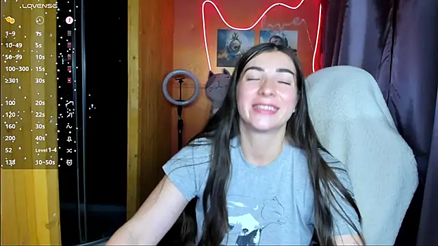 Fiery Brunette  online show from September 2025 05:40:01 AM